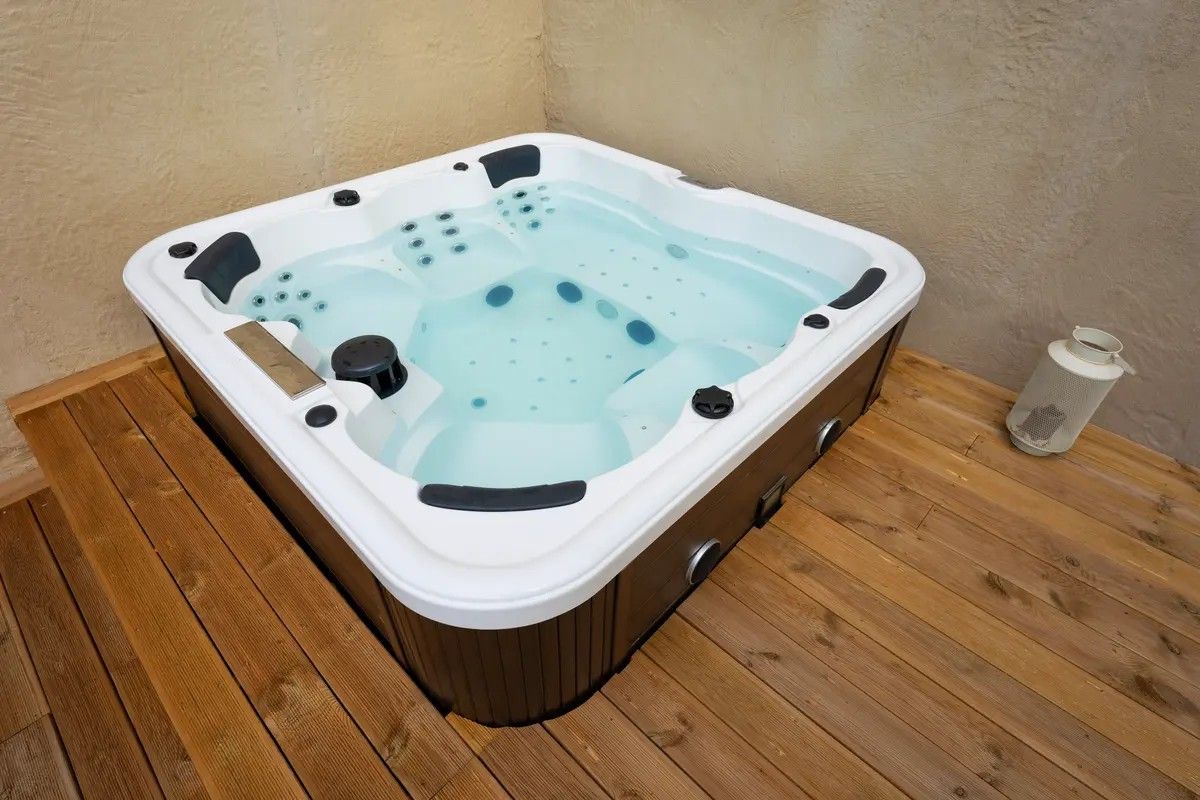 How To Create A Relaxing Retreat With A Viking Spa Installation 11zon